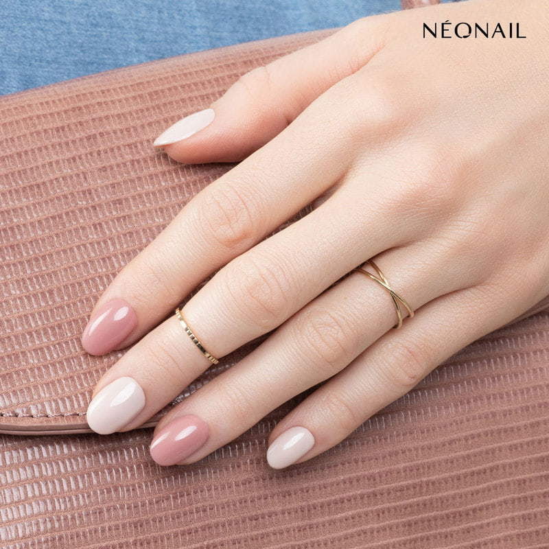 Nude elegancy
