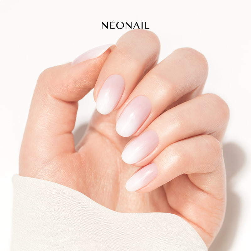 Baby Bommer manicure