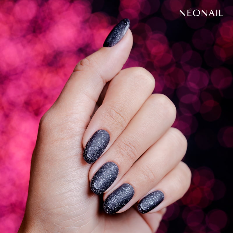 Manicura francesa brillante