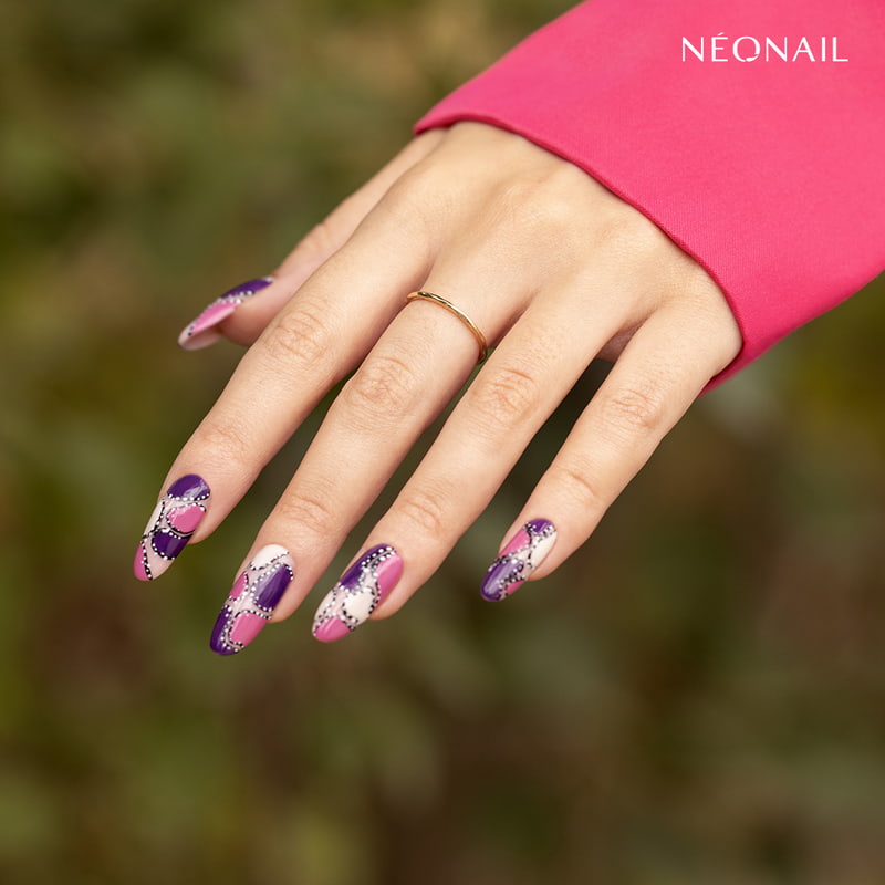 Patchwork manicure